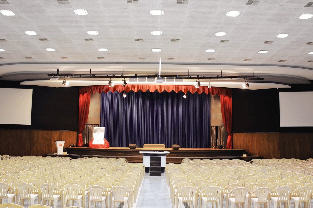 The hall at MaNaN Ashram